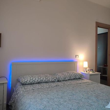Appartamento Incantevole Con Parcheggio E Giardino Catania Luaran gambar